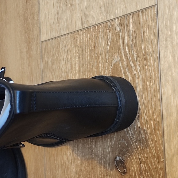 Universal Thread Boots, 9 - Picture 7 of 8